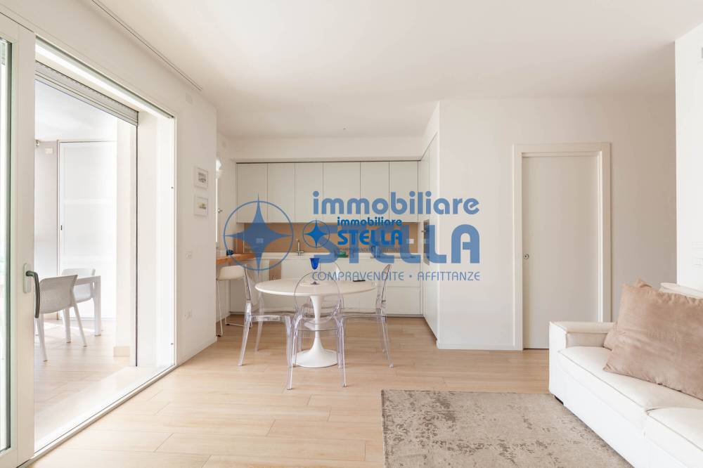 appartamento in vendita a Jesolo in zona Lido