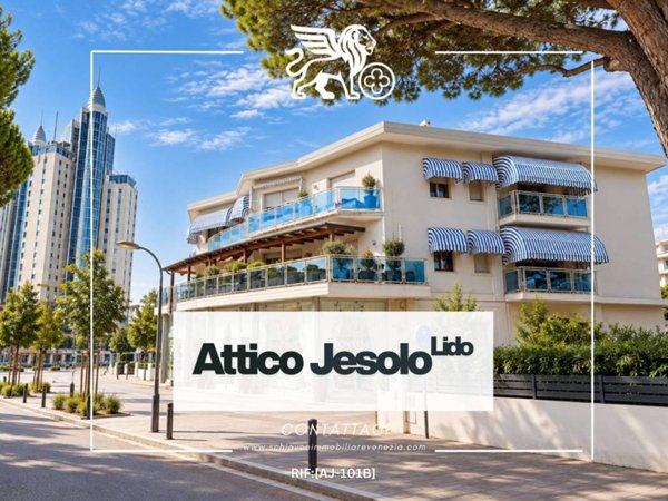 appartamento in vendita a Jesolo in zona Lido