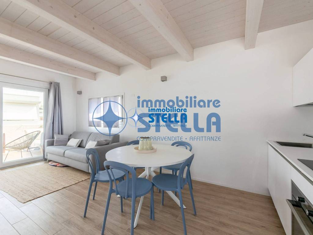 appartamento in vendita a Jesolo in zona Lido