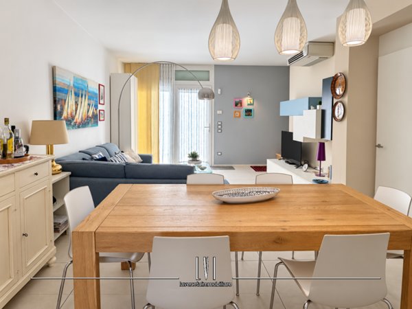 ufficio in vendita a Jesolo in zona Lido