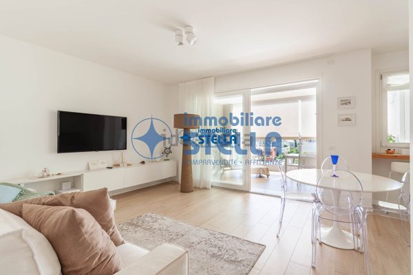 appartamento in vendita a Jesolo in zona Lido