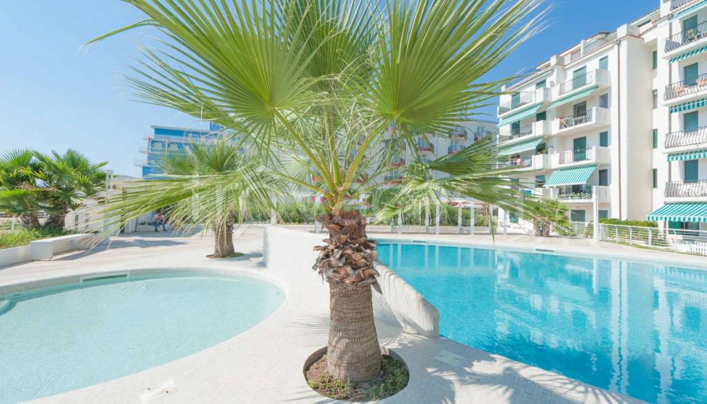 appartamento in vendita a Jesolo in zona Lido
