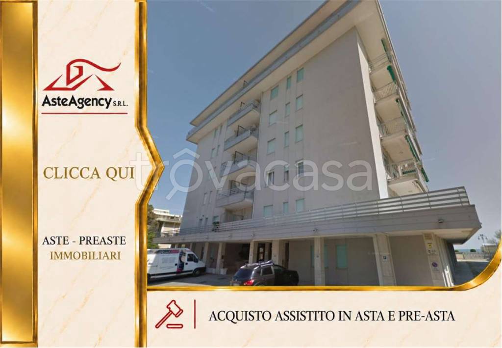 appartamento in vendita a Jesolo in zona Lido