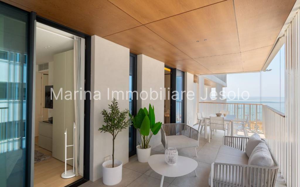 appartamento in vendita a Jesolo in zona Lido