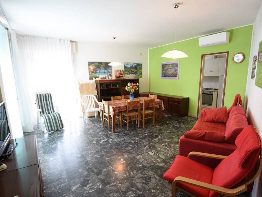 appartamento in vendita a Jesolo in zona Lido