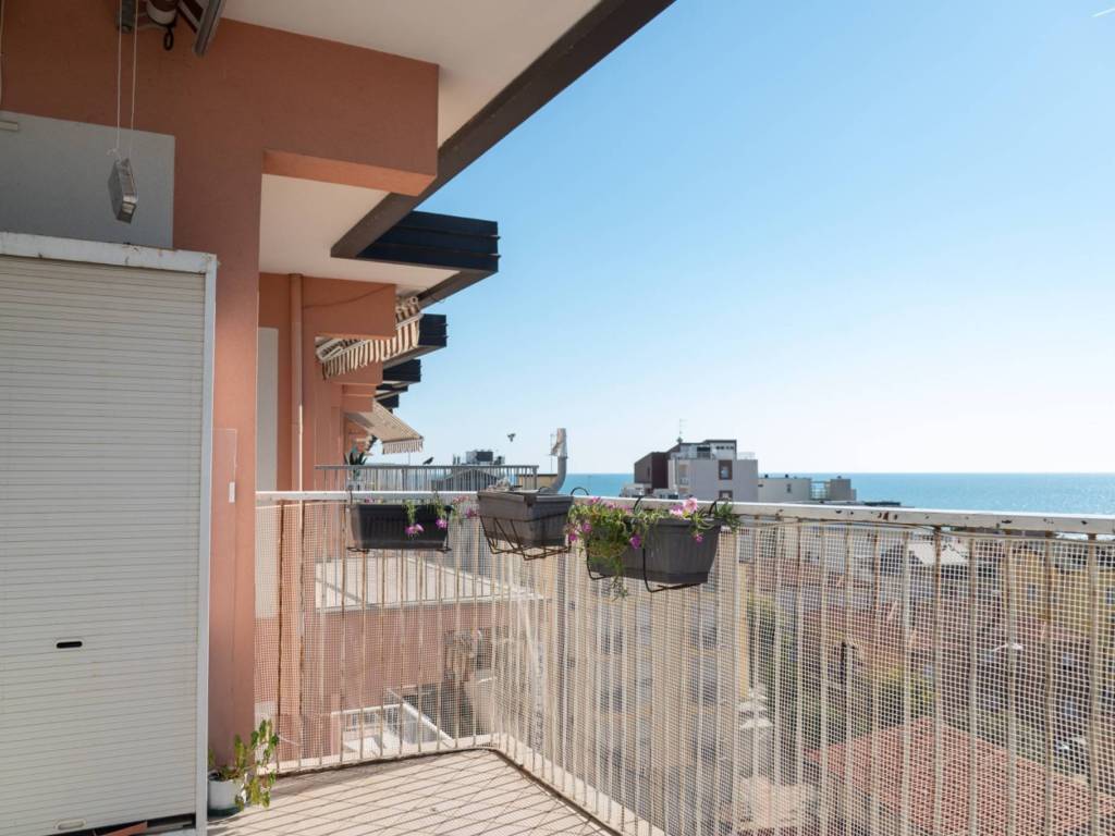 appartamento in vendita a Jesolo in zona Lido