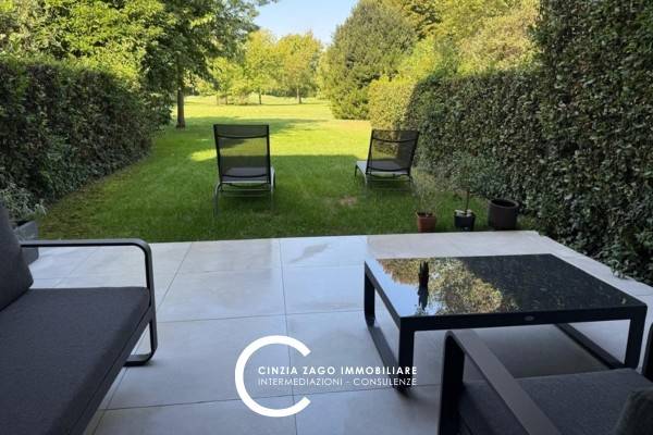 casa indipendente in vendita a Jesolo