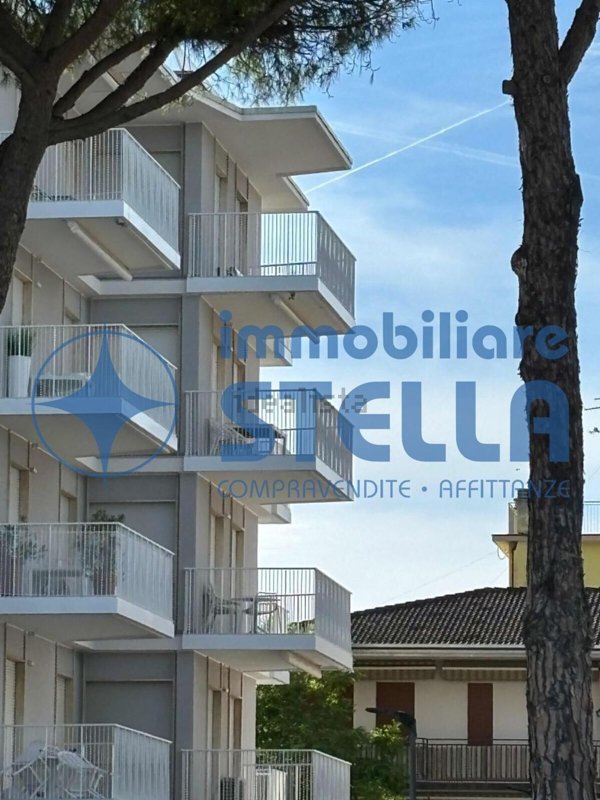 appartamento in vendita a Jesolo in zona Lido