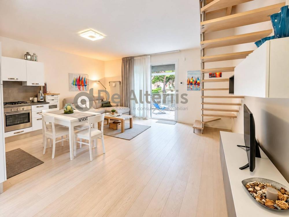 appartamento in vendita a Jesolo in zona Lido