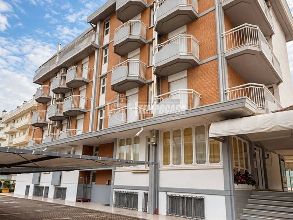 appartamento in vendita a Jesolo in zona Lido