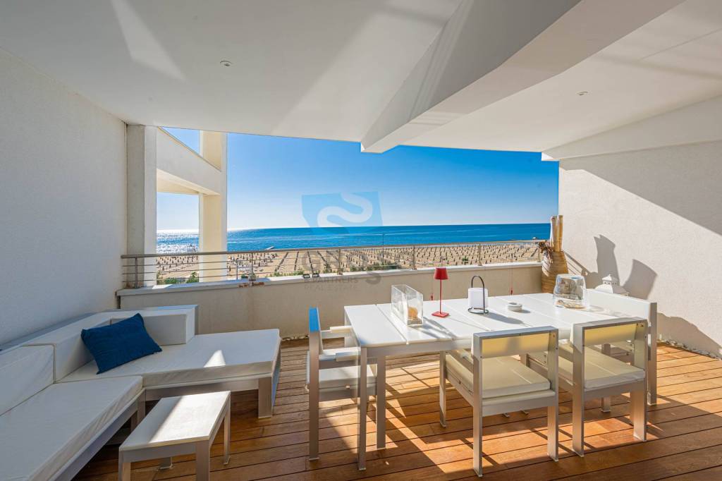 appartamento in vendita a Jesolo in zona Lido