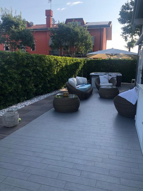 casa indipendente in vendita a Jesolo in zona Lido