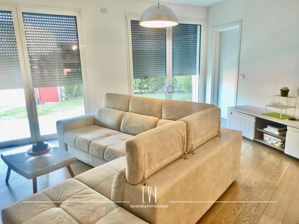 casa indipendente in vendita a Jesolo in zona Cason Fornaci
