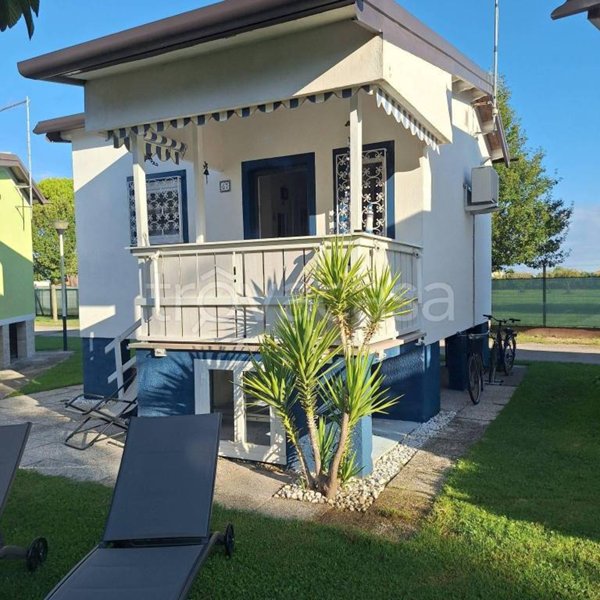 casa indipendente in vendita a Jesolo in zona Cortellazzo