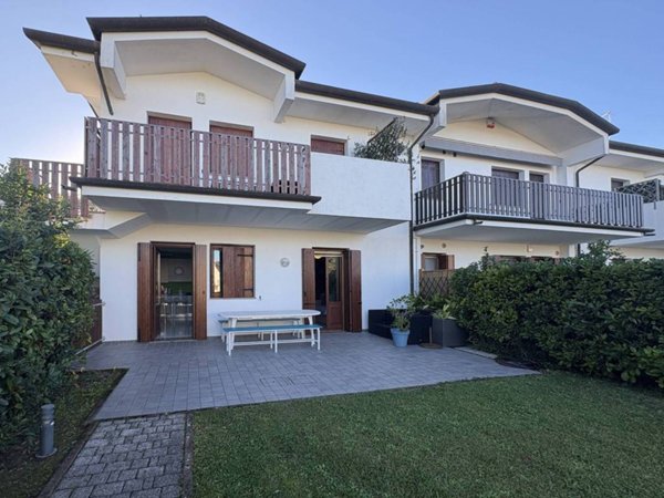 appartamento in vendita a Jesolo in zona Lido