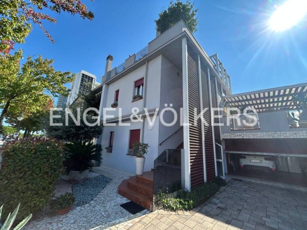 casa indipendente in vendita a Jesolo in zona Lido