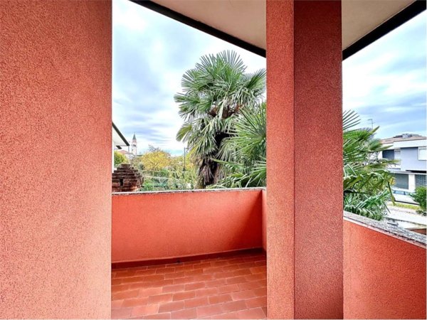 casa indipendente in vendita a Marcon in zona Praello