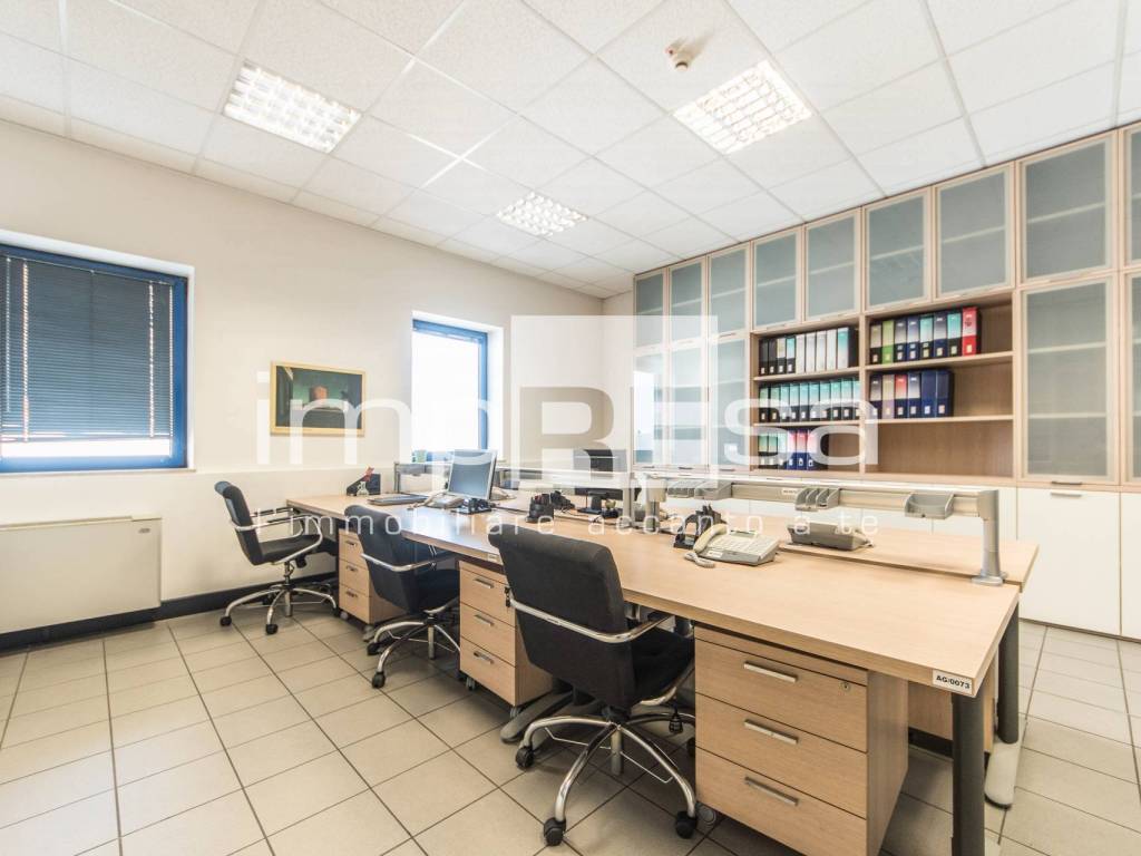 ufficio in vendita a Marcon