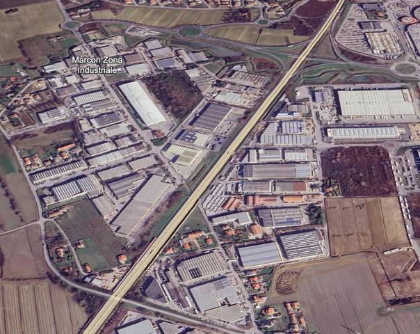 locale commerciale in vendita a Marcon