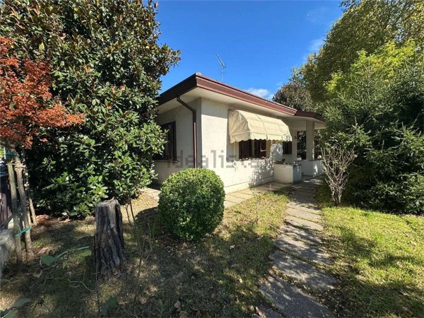 casa indipendente in vendita a Marcon
