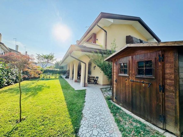 casa indipendente in vendita a Marcon in zona Gaggio