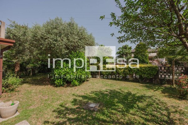 casa indipendente in vendita a Marcon in zona Gaggio