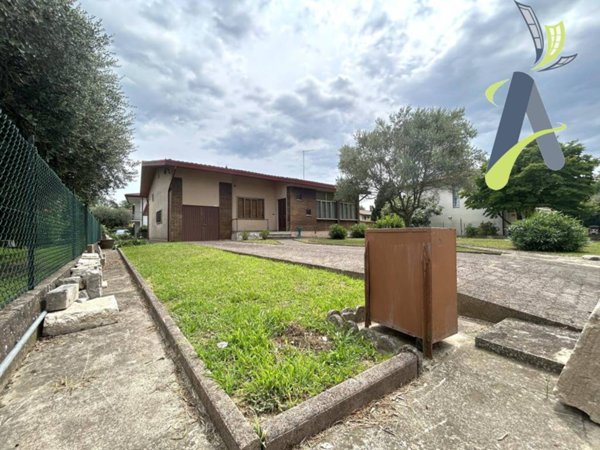 casa indipendente in vendita a Marcon in zona Gaggio