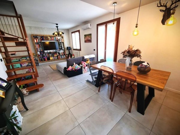 appartamento in vendita a Marcon in zona Gaggio