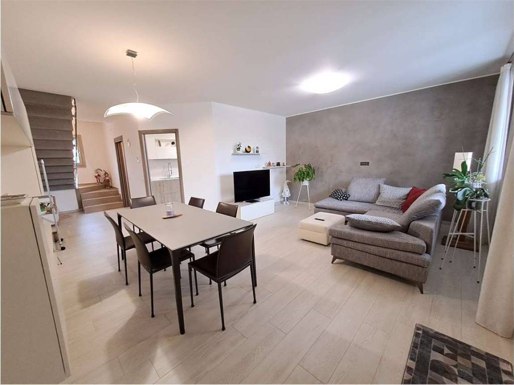 casa indipendente in vendita a Marcon in zona Gaggio