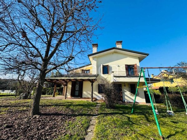 casa indipendente in vendita a Marcon