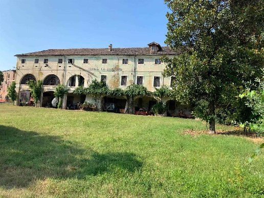 capannone in vendita a Marcon