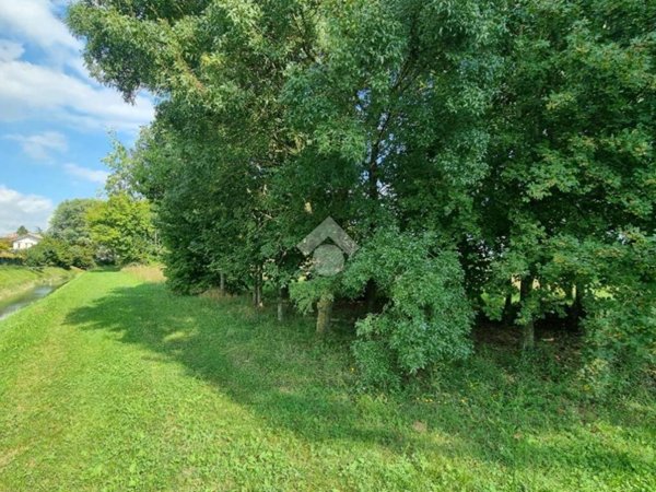 locale di sgombero in vendita a Marcon in zona Praello