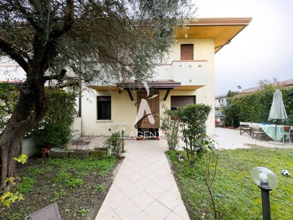 casa indipendente in vendita a Marcon