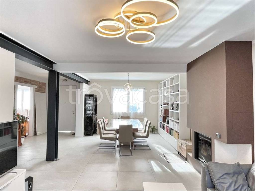 casa indipendente in vendita a Marcon