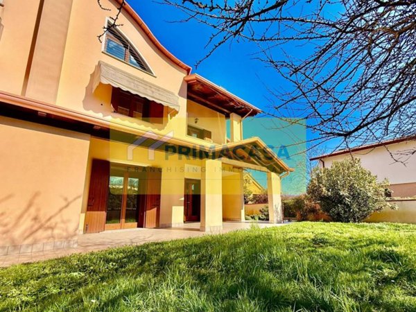 casa indipendente in vendita a Marcon in zona Gaggio