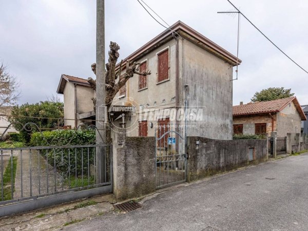 casa indipendente in vendita a Marcon
