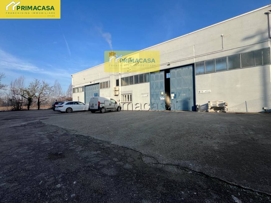 locale commerciale in vendita a Marcon in zona Gaggio
