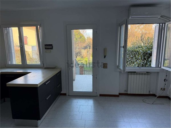casa indipendente in vendita a Marcon in zona Zuccarello