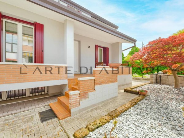 casa indipendente in vendita a Marcon in zona Gaggio