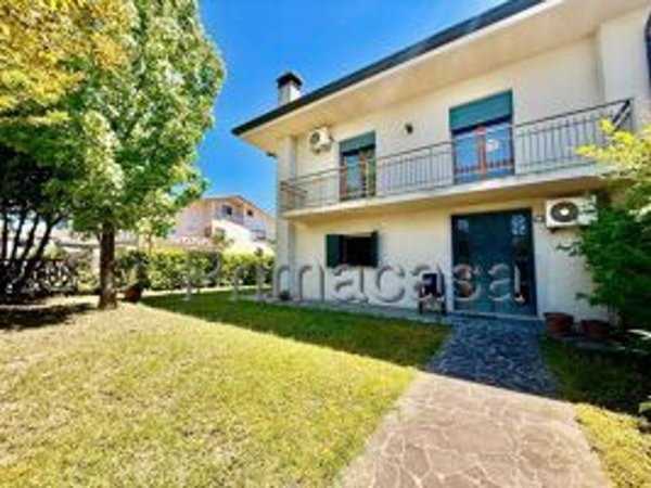 casa indipendente in vendita a Marcon