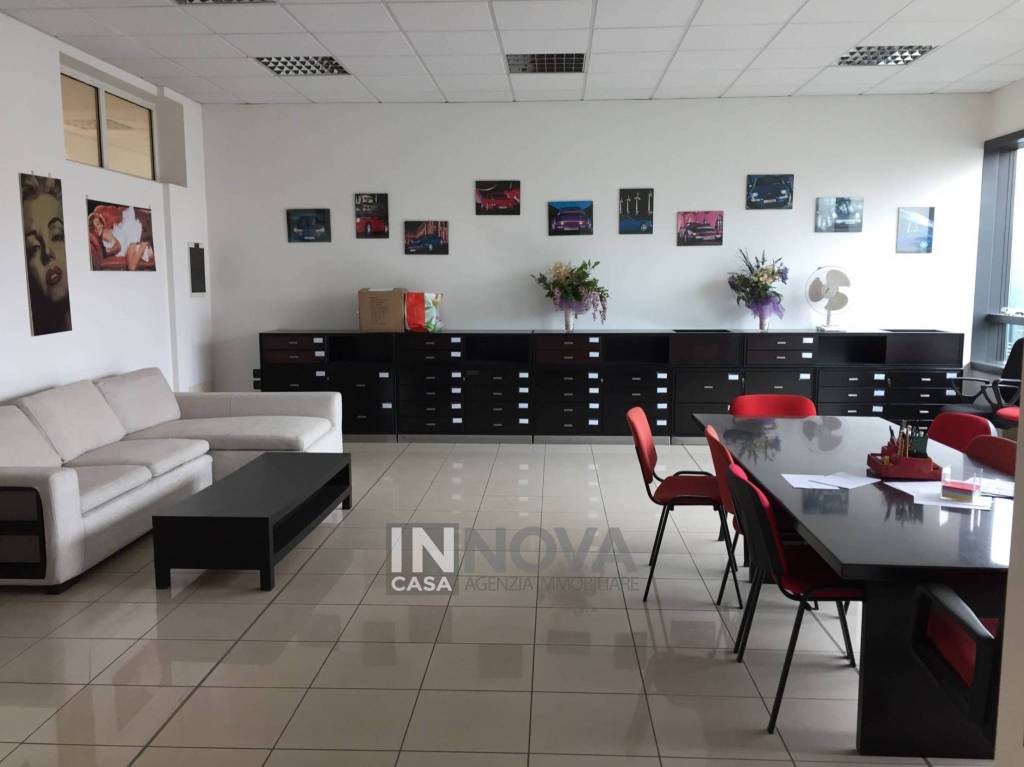 ufficio in vendita a Marcon