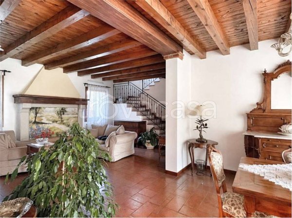 casa indipendente in vendita a Marcon in zona Zuccarello