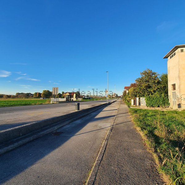 terreno in vendita a Marcon in zona Zuccarello