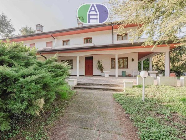 casa indipendente in vendita a Martellago in zona Olmo
