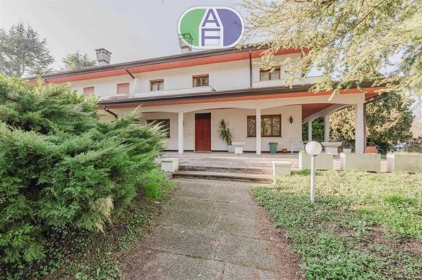 casa indipendente in vendita a Martellago in zona Olmo