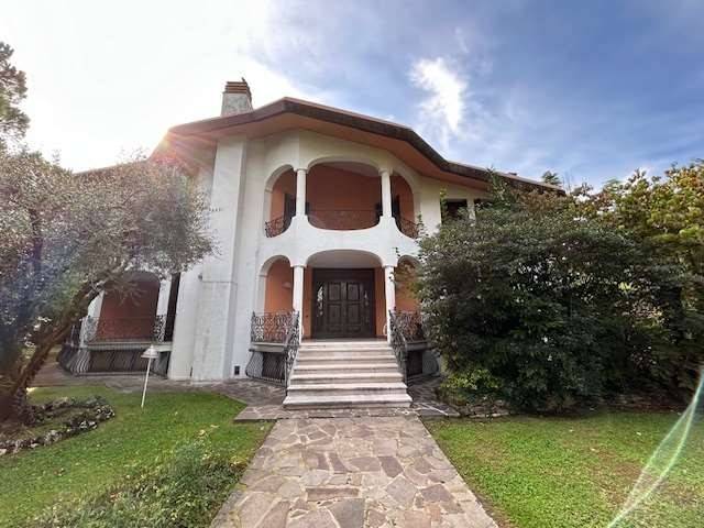 casa indipendente in vendita a Martellago in zona Olmo