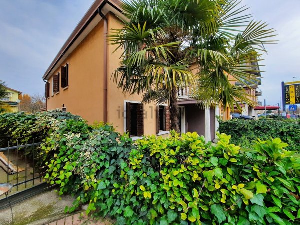 casa indipendente in vendita a Martellago