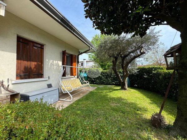casa indipendente in vendita a Martellago in zona Maerne