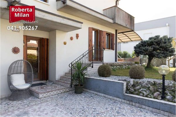 casa indipendente in vendita a Martellago in zona Olmo