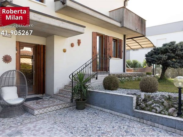casa indipendente in vendita a Martellago in zona Olmo